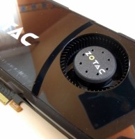 Foto_Zotac_GeForce_GTX_470__037